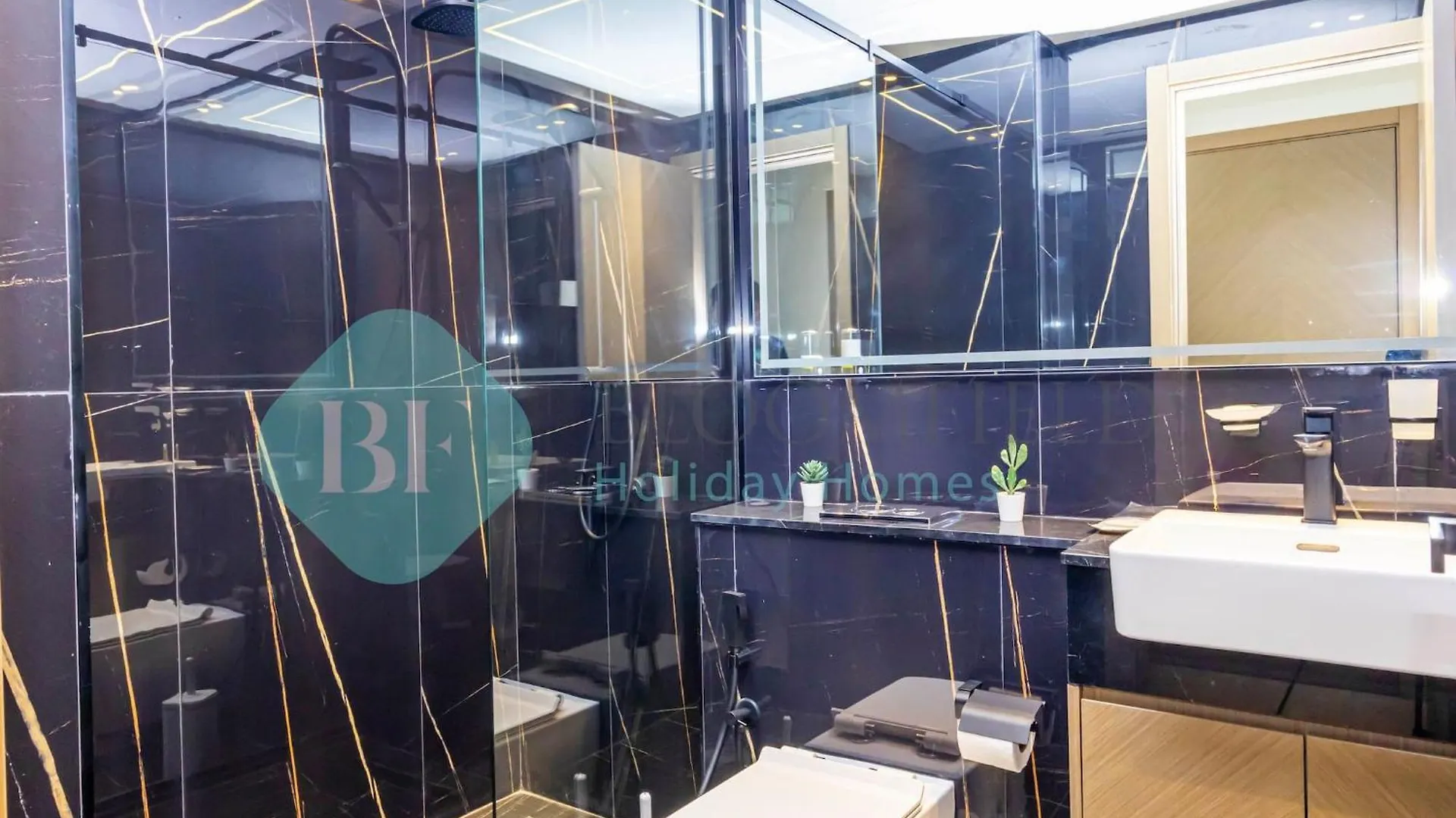 Bloomfield'S Elegant 1Br Binghatti Heights Jvc Dubai United Arab Emirates